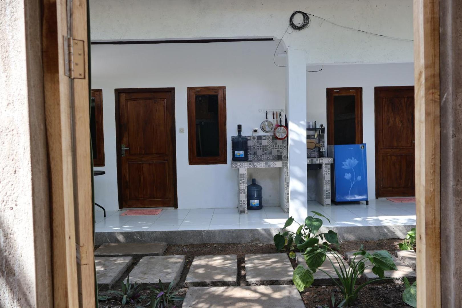 Rumah Tiga Gili 吉利阿尔 外观 照片