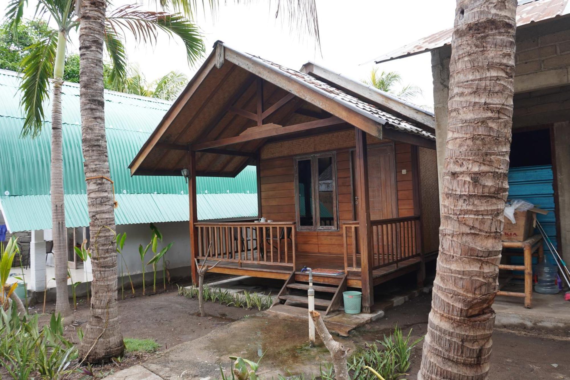 Rumah Tiga Gili 吉利阿尔 外观 照片